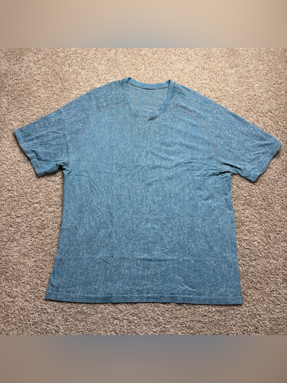 Lululemon Metal Vent Tech Short Sleeve